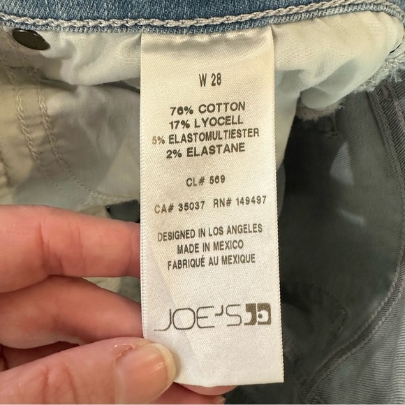 Joe’s Jeans Women’s Light Wash Denim Skinny Raw Hem High Waist Jeans Sz W 28 GUC - Picture 7 of 9